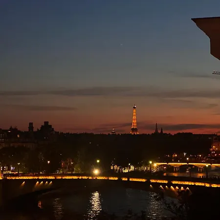 Elegant Artistic Flat On The Seine River * Párizs