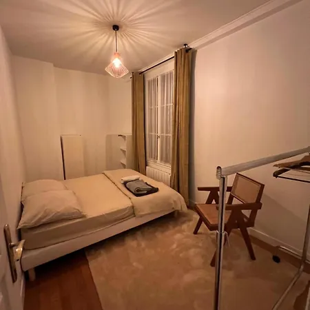 Elegant Artistic Flat On The Seine River Appartamento Parigi