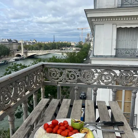 Elegant Artistic Flat On The Seine River Apartman