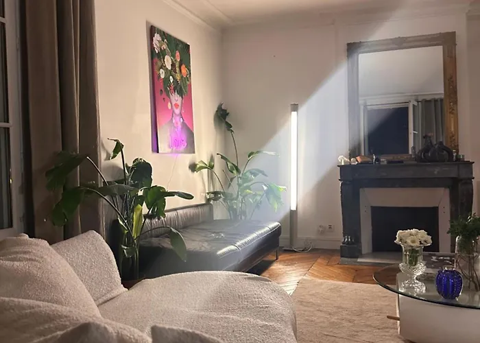 Elegant Artistic Flat On The Seine River Παρίσι